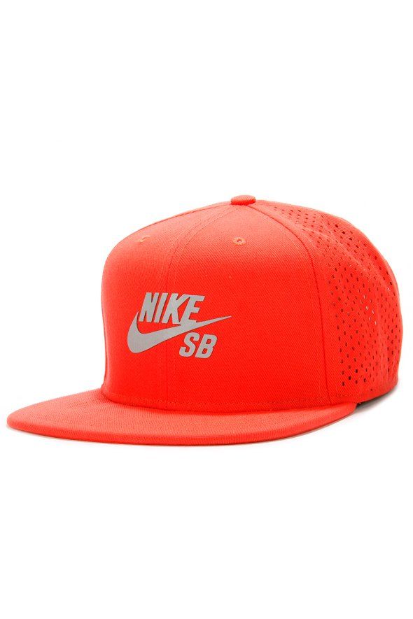 equilibrio vergüenza mostaza Nike SB Pro Performance Trucker Hat Red